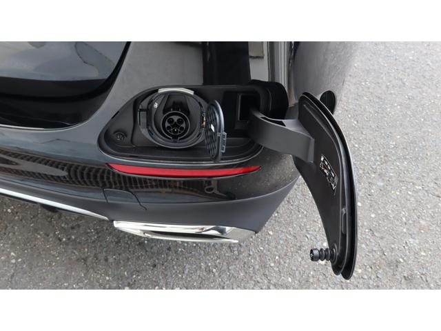 Ｅクラス Ｅ３５０ｅ　スポーツエディションスタードライバーズＰ　アドバンスドパッケージ　デジタルインテリアパッケージ　レザーエクスクルーシブパッケージ　パノラミックスライディングルーフ　Ｂｕｒｍｅｓｔｅｒ４Ｄサラウンドサウンドシステム　アクティブアンビエントライト（16枚目）