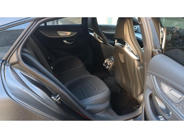 ＧＴ ４ドアクーペ ５３　４マチック＋　ＡＭＧダイナミックプラスパッケージ　ガラススライディングルーフ　Ｂｕｒｍｅｓｔｅｒサラウンドサウンドシステム　メモリー付きパワーシート　アンビエントライト　フットトランクオープナー　シートヒーター（46枚目）