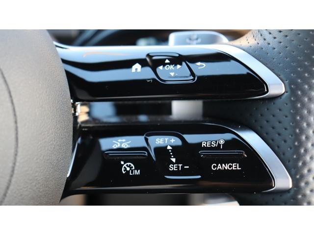 最大１００項目にも及ぶ点検を熟練のメカニックが実施し、メルセデス・ベンツの定める厳しい基準をクリアしたお車のみご納車いたします。＞ハンドル