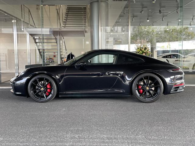 ９１１カレラ４Ｓ　２０２０年モデル　認定中古車保証継承付(2枚目)