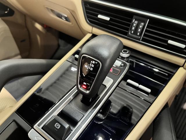 カイエン ベースグレード　２０１９年モデル　認定中古車保証付（10枚目）