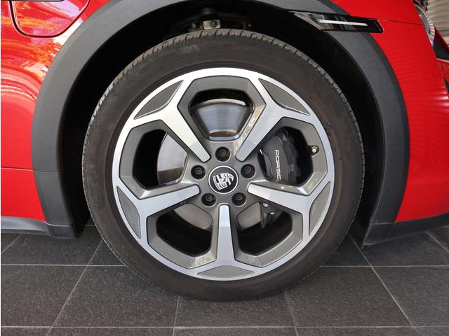 タイカンクロスツーリスモ タイカン 4クロスツーリスモ 新車保証継承 スポクロ BOSE(10枚目)