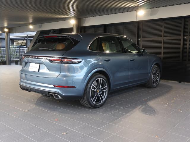 カイエン ターボ MY19認定中古車 スポエグ スポクロ(5枚目)