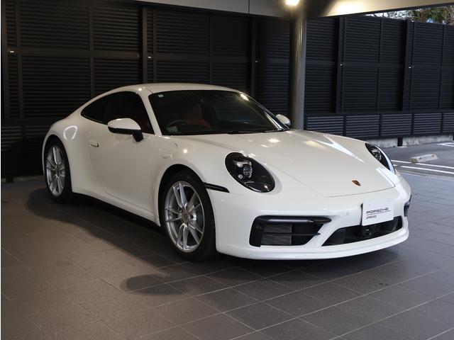 ９１１ カレラ４　ＰＤＫ　新車保証継承　ＡＣＣ　１８ｗａｙシート（3枚目）