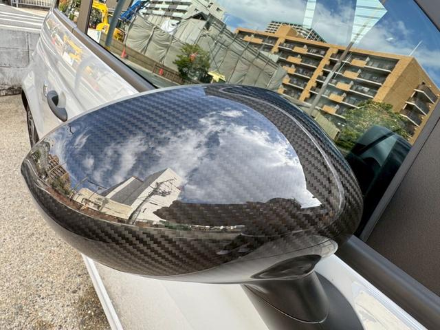 アバルト６９５ コンペティツィオーネ　ＳＡＢＥＬＴカーボンシェルシート　ＢＲＥＭＢＯキャリパー　ＲＥＣＯＲＤ　ＭＯＮＺＡマフラー　メダルアンテナ　純正ドライブレコーダー（22枚目）