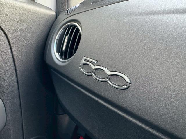 アバルト６９５ コンペティツィオーネ　ＳＡＢＥＬＴカーボンシェルシート　ＢＲＥＭＢＯキャリパー　ＲＥＣＯＲＤ　ＭＯＮＺＡマフラー　メダルアンテナ　純正ドライブレコーダー（31枚目）