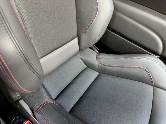 アバルト６９５ コンペティツィオーネ　ＳＡＢＥＬＴカーボンシェルシート　ＢＲＥＭＢＯキャリパー　ＲＥＣＯＲＤ　ＭＯＮＺＡマフラー　メダルアンテナ　純正ドライブレコーダー（36枚目）