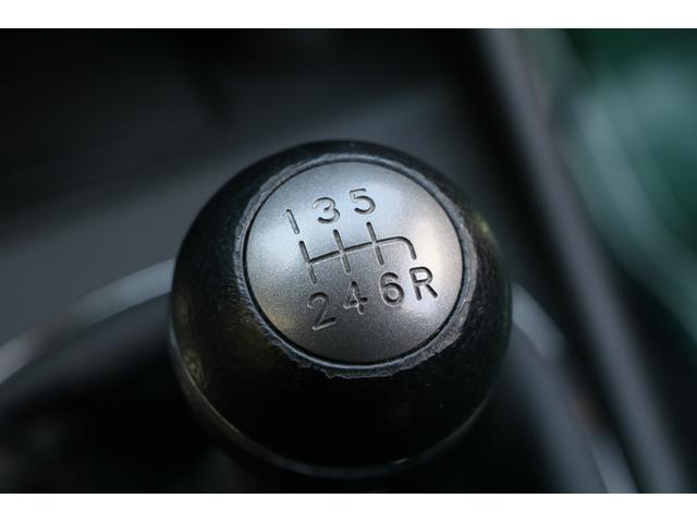 アルファ１４７ ＧＴＡ　ユーザー仕入れ車　Ｖ６アルファエンジン　６速ＭＴ　左ハンドル　フルオリジナルファブリック内装　ＢＯＳＥ９スピーカー　ＥＴＣ　前後ドラレコ　ＨＩＤライト　シートヒーター　２５０ＰＳ　１７インチＡＷ（48枚目）