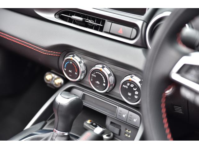 アバルト124 スパイダー ベースグレード ユーザー様買取車 純正ナビ フルセグTV バックカメラ シートヒーター(13枚目)