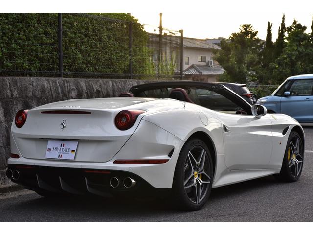カリフォルニアT ベースグレード ユーザー様買取車 赤革内装 バックカメラ ETC ドラレコ レーダー(17枚目)