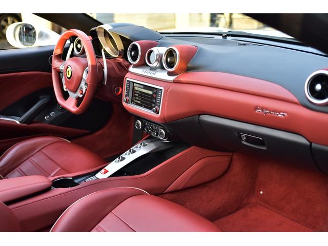 カリフォルニアT ベースグレード ユーザー様買取車 赤革内装 バックカメラ ETC ドラレコ レーダー(30枚目)