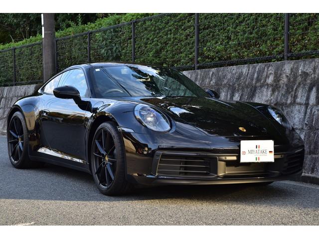 ９１１ ９１１カレラ　弊社管理顧客様仕入れ　屋内保管　サンルーフ　スポクロ　スポエグ　シートヒーター　ベンチレーション　３６０°カメラ　レーダー　ドラレコ　デジタルインナーミラー　黒革シート（9枚目）