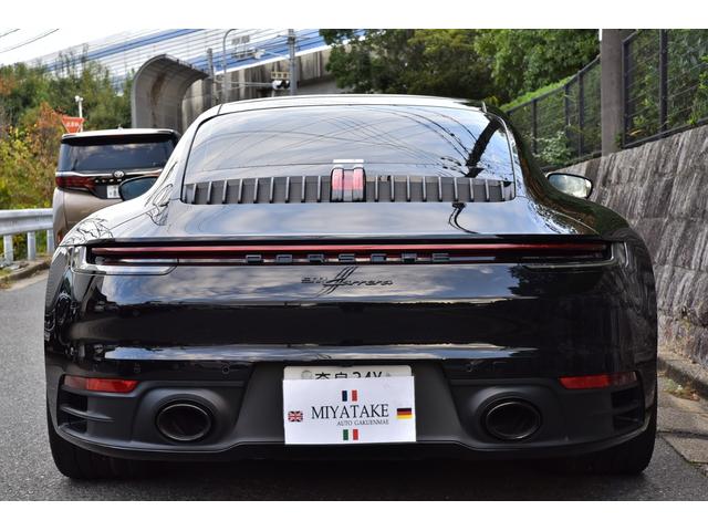 ９１１ ９１１カレラ　弊社管理顧客様仕入れ　屋内保管　サンルーフ　スポクロ　スポエグ　シートヒーター　ベンチレーション　３６０°カメラ　レーダー　ドラレコ　デジタルインナーミラー　黒革シート（17枚目）