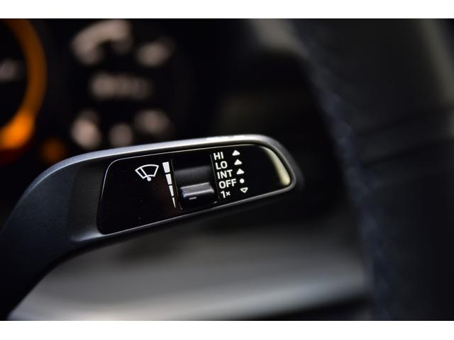 ９１１ ９１１カレラ　弊社管理顧客様仕入れ　屋内保管　サンルーフ　スポクロ　スポエグ　シートヒーター　ベンチレーション　３６０°カメラ　レーダー　ドラレコ　デジタルインナーミラー　黒革シート（35枚目）