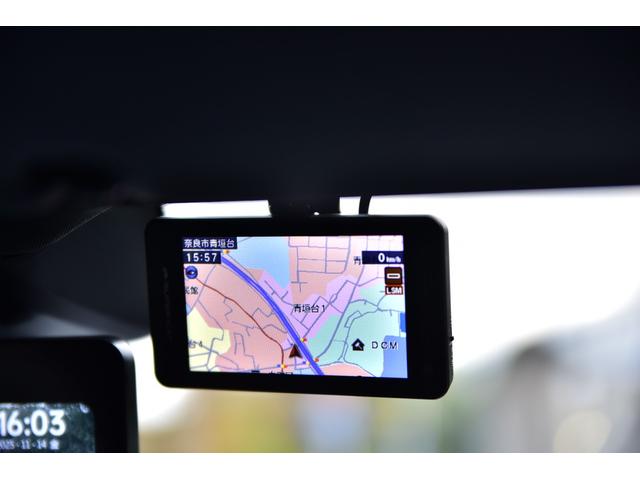 ９１１ ９１１カレラ　弊社管理顧客様仕入れ　屋内保管　サンルーフ　スポクロ　スポエグ　シートヒーター　ベンチレーション　３６０°カメラ　レーダー　ドラレコ　デジタルインナーミラー　黒革シート（50枚目）