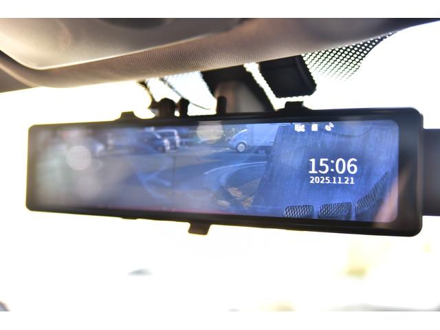 アルファ１５６ ２．５　Ｖ６　２４Ｖ　弊社顧客様下取り車　黒革シート　６ＭＴ　デジタルインナーミラー（2枚目）