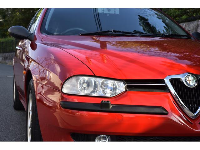 アルファ１５６ ２．５　Ｖ６　２４Ｖ　弊社顧客様下取り車　黒革シート　６ＭＴ　デジタルインナーミラー（8枚目）