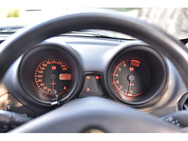 アルファ１５６ ２．５　Ｖ６　２４Ｖ　弊社顧客様下取り車　黒革シート　６ＭＴ　デジタルインナーミラー（9枚目）