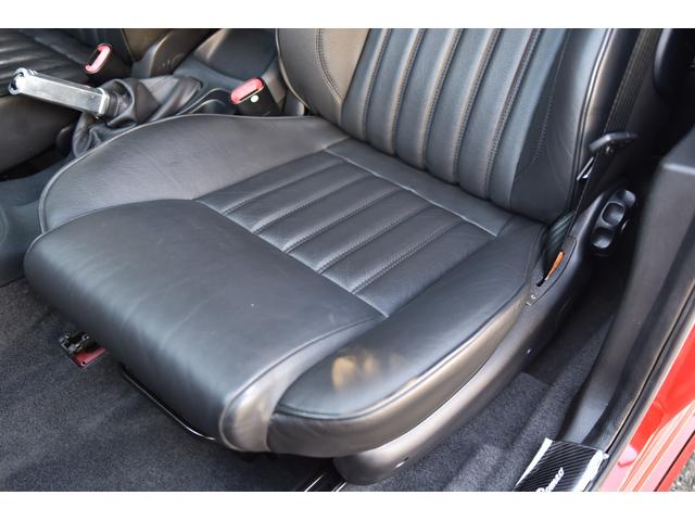 アルファ１５６ ２．５　Ｖ６　２４Ｖ　弊社顧客様下取り車　黒革シート　６ＭＴ　デジタルインナーミラー（13枚目）