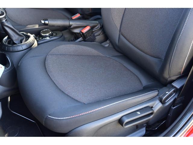 ＭＩＮＩ クーパー　クーパー（５名）　ワンオーナー車　純正ナビ　消耗品交換（15枚目）
