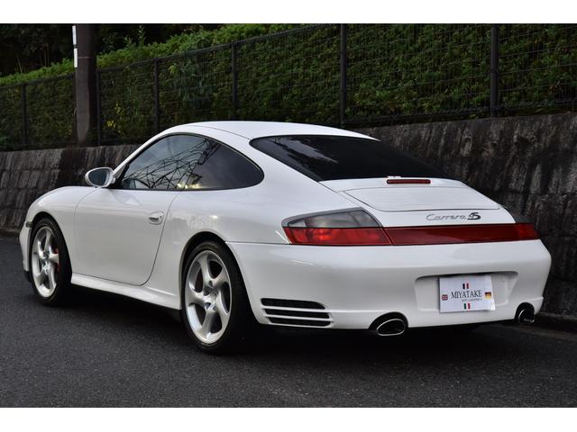 ９１１ ９１１カレラ４Ｓ　左Ｈ　ブラックレザーシート　パワーシート　純正１８インチアルミホイール　レッドキャリパー　社外ナビ　ドリルドローター　スペアキー（12枚目）