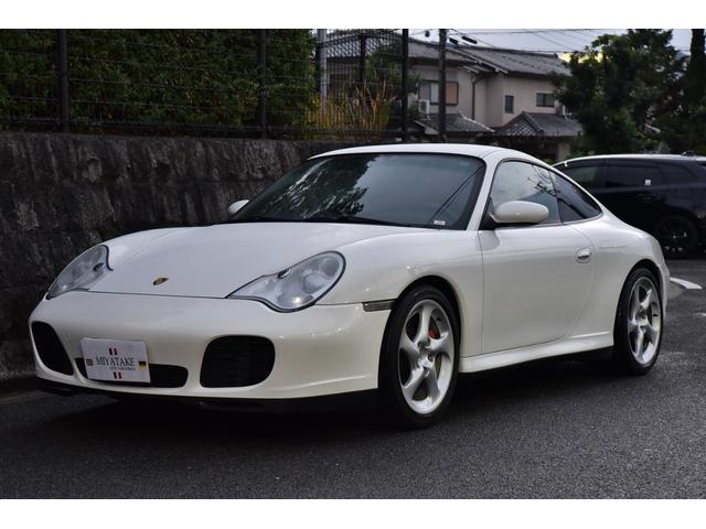 ９１１ ９１１カレラ４Ｓ　左Ｈ　ブラックレザーシート　パワーシート　純正１８インチアルミホイール　レッドキャリパー　社外ナビ　ドリルドローター　スペアキー（18枚目）
