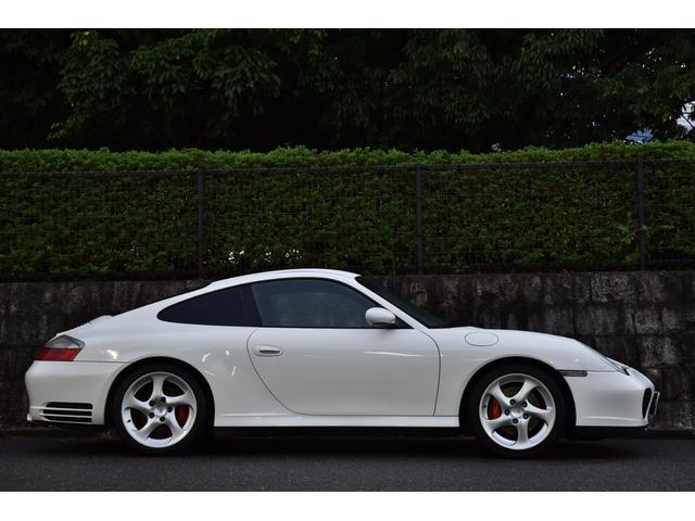 ９１１ ９１１カレラ４Ｓ　左Ｈ　ブラックレザーシート　パワーシート　純正１８インチアルミホイール　レッドキャリパー　社外ナビ　ドリルドローター　スペアキー（21枚目）