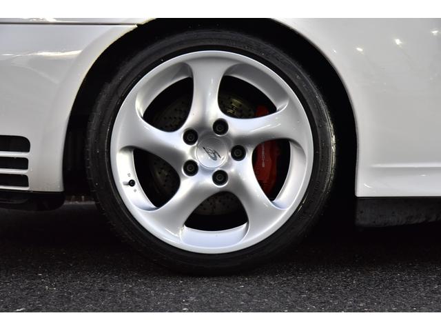 ９１１ ９１１カレラ４Ｓ　左Ｈ　ブラックレザーシート　パワーシート　純正１８インチアルミホイール　レッドキャリパー　社外ナビ　ドリルドローター　スペアキー（22枚目）