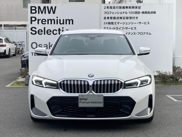 ３２０ｉ　Ｍスポーツ　レンタアップ　アクティブクルーズコントロール　ハーフレザーシート　ヘッドアップディスプレイ　ブラインドスポットモニター　オートマチックハイビーム　電動リアゲート　禁煙車　パワーシート　シートヒーター(3枚目)