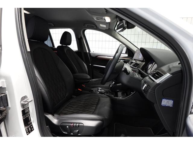 Ｘ１ ｘＤｒｉｖｅ　１８ｄ　ｘライン　タイヤ４本新品交換　パーキングアシスト　ハーフレザーシート　純正１８インチＡＷ　バックカメラ　前後ＰＤＣ　禁煙車　ワンオーナー　コンフォートアクセス　電動リアゲート　パワーシート　認定中古車（16枚目）