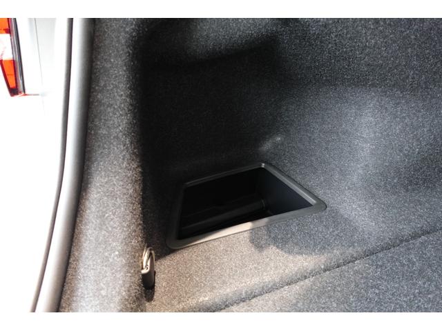 i5 eDrive 40 Mスポーツ 全方位カメラ ヘッドアップディスプレイ 黒合皮シート シートヒーター 純正地デジ 純正19インチAW ブラインドスポットモニター 電動リアゲート コンフォートアクセス アクティブクルーズコントロール(27枚目)