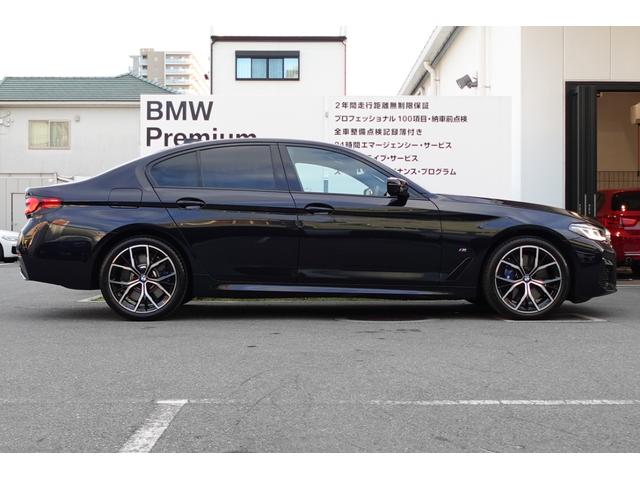 ５シリーズ ５４０ｉ　ｘＤｒｉｖｅ　Ｍスポーツ　ブラックレザーシート　全方位カメラ　純正地デジ　純正１９ＡＷ　アクティブクルーズコントロール　ブラインドスポットモニター　アダプティブヘッドライト　ワイヤレスチャージング　シートヒーター　認定中古車（10枚目）
