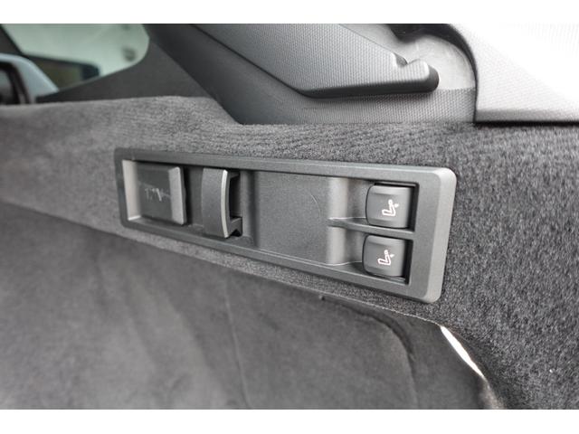 ３シリーズ ３２０ｄｘＤｒｉｖｅツーリングＭスポーツハイラインＰ　下取車　ワンオーナー車両　後期型　ハイラインパッケージ　コンフォートパッケージ　５０周年エンブレム　ワイヤレスチャージング　全方位カメラ　ヘッドアップディスプレイ　シートヒーター　純正１８インチＡＷ（25枚目）