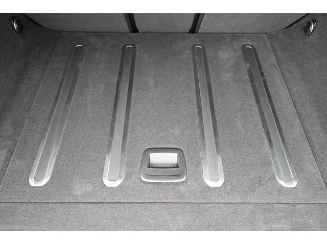 ３シリーズ ３２０ｄｘＤｒｉｖｅツーリングＭスポーツハイラインＰ　下取車　ワンオーナー車両　後期型　ハイラインパッケージ　コンフォートパッケージ　５０周年エンブレム　ワイヤレスチャージング　全方位カメラ　ヘッドアップディスプレイ　シートヒーター　純正１８インチＡＷ（26枚目）