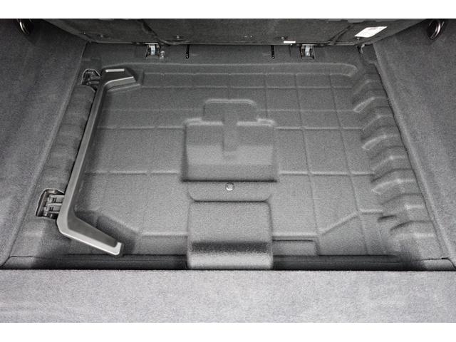３シリーズ ３２０ｄｘＤｒｉｖｅツーリングＭスポーツハイラインＰ　下取車　ワンオーナー車両　後期型　ハイラインパッケージ　コンフォートパッケージ　５０周年エンブレム　ワイヤレスチャージング　全方位カメラ　ヘッドアップディスプレイ　シートヒーター　純正１８インチＡＷ（27枚目）