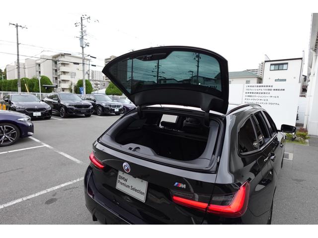 ３シリーズ ３２０ｄｘＤｒｉｖｅツーリングＭスポーツハイラインＰ　下取車　ワンオーナー車両　後期型　ハイラインパッケージ　コンフォートパッケージ　５０周年エンブレム　ワイヤレスチャージング　全方位カメラ　ヘッドアップディスプレイ　シートヒーター　純正１８インチＡＷ（31枚目）