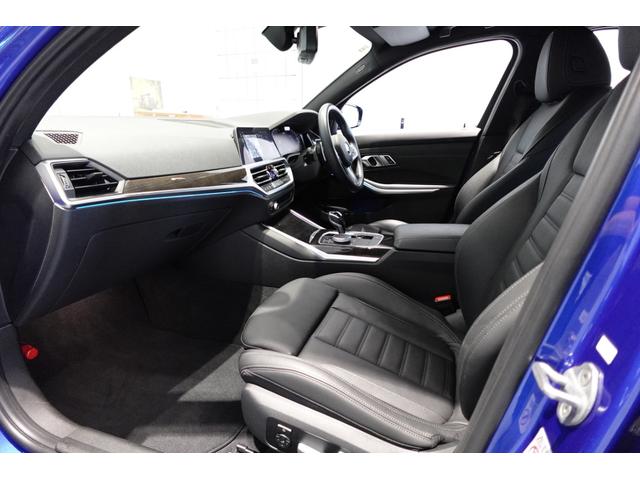 ３シリーズ ３３０ｅ　Ｍスポーツエディションジョイ＋ハイラインＰ　リアタイヤ２本新品交換　コンフォートパッケージ　黒革　ＡＣＣ　全周囲カメラ　ワイヤレスチャージ　ワンオーナー　オートトランク　電動シート　純正１８ＡＷ　純正ナビ　レーンチェンジウォーニング（21枚目）