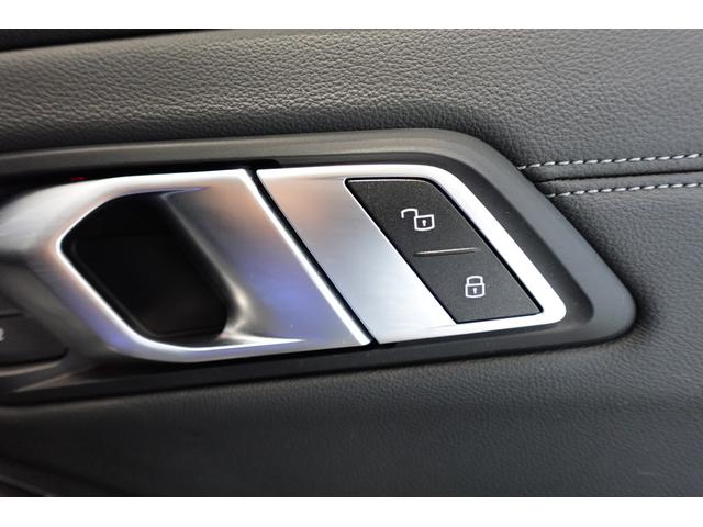 ３シリーズ ３３０ｅ　Ｍスポーツエディションジョイ＋ハイラインＰ　リアタイヤ２本新品交換　コンフォートパッケージ　黒革　ＡＣＣ　全周囲カメラ　ワイヤレスチャージ　ワンオーナー　オートトランク　電動シート　純正１８ＡＷ　純正ナビ　レーンチェンジウォーニング（33枚目）