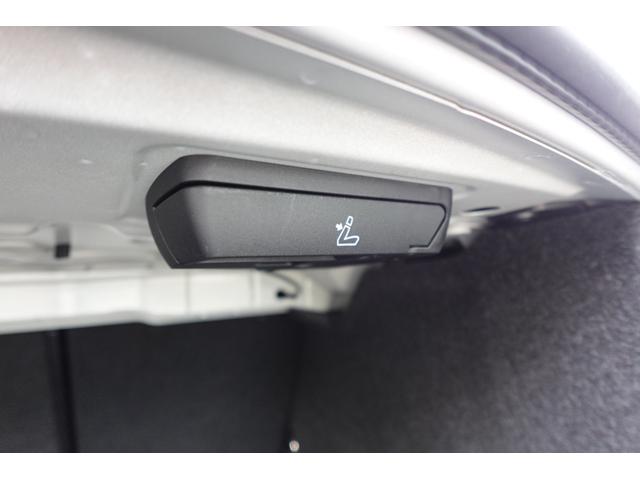 3シリーズ 320d xDrive Mスポーツ ハイラインパッケージ コンフォートパッケージ バックカメラ アクティブクルーズコントロール 純正18AW ワイヤレスチャージング ヘッドアップディスプレイ ワンオーナー ブラックレザー 認定中古車(28枚目)