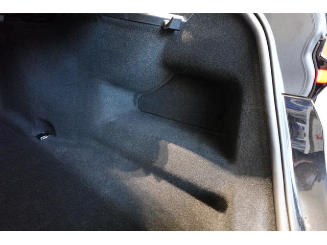 i7 xDrive 60 Mスポーツ 元メーカー車両 Bowers&Wilkinsスピーカー パノラマガラスサンルーフ ソフトクローザードア 全方位カメラ 純正20インチアルミ ブラックレザーシート ベンチレーションシート 認定中古車(26枚目)