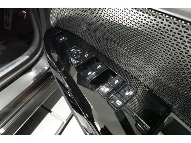 i7 xDrive 60 Mスポーツ 元メーカー車両 Bowers&Wilkinsスピーカー パノラマガラスサンルーフ ソフトクローザードア 全方位カメラ 純正20インチアルミ ブラックレザーシート ベンチレーションシート 認定中古車(37枚目)