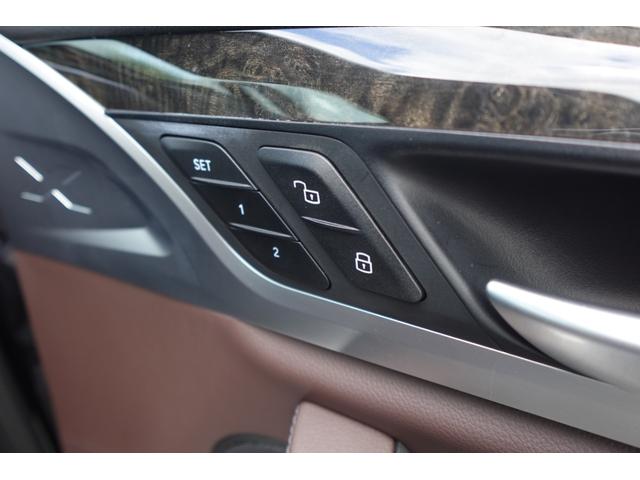 Ｘ３ ｘＤｒｉｖｅ　２０ｄ　Ｍスポーツハイラインパッケージ　ワンオーナー　ハイラインパッケージ　リアシートアジャストメント　モカレザーシート　ワイヤレスチャージング　ヘッドアップディスプレイ　シートヒーター　アダプティブヘッドライト　禁煙車　認定中古車（34枚目）