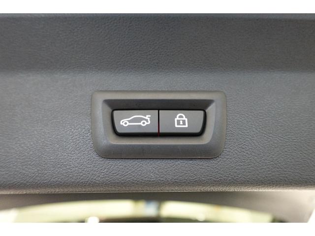 X3 xDrive 20d Mスポーツ パノラマサンルーフ ベンチレーションシート ステアリングヒーター ハーマンカードンスピーカー ブラックレザーシート リアシートアジャストメント リアシートヒーター ウッドパネル 認定中古車(23枚目)