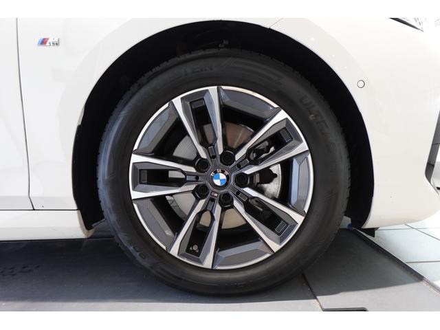 ２シリーズ ２１８ｄアクティブツアラー　Ｍスポーツ　元デモカー　テクノロジーパッケージ　ルーフレール　ヘッドアップディスプレイ　全方位カメラ　シートヒーター　ワイヤレスチャージング　純正１７インチＡＷ　アダプティブヘッドライト　禁煙車　認定中古車（6枚目）