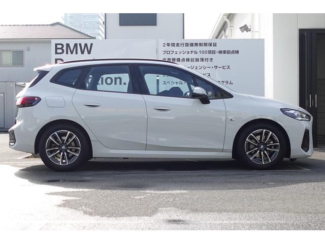 ２シリーズ ２１８ｄアクティブツアラー　Ｍスポーツ　元デモカー　テクノロジーパッケージ　ルーフレール　ヘッドアップディスプレイ　全方位カメラ　シートヒーター　ワイヤレスチャージング　純正１７インチＡＷ　アダプティブヘッドライト　禁煙車　認定中古車（10枚目）