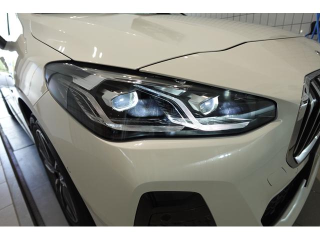 ２シリーズ ２１８ｄアクティブツアラー　Ｍスポーツ　元デモカー　テクノロジーパッケージ　ルーフレール　ヘッドアップディスプレイ　全方位カメラ　シートヒーター　ワイヤレスチャージング　純正１７インチＡＷ　アダプティブヘッドライト　禁煙車　認定中古車（69枚目）