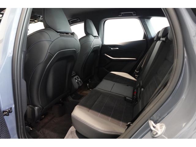 2シリーズ 218iアクティブツアラー Mスポーツ 元デモカー テクノロジーパッケージ ハーフレザーシート 全方位カメラ ヘッドアップディスプレイ アダプティブヘッドライト シートヒーター ワイヤレスチャージング 電動リアゲート 禁煙車 認定中古車(24枚目)