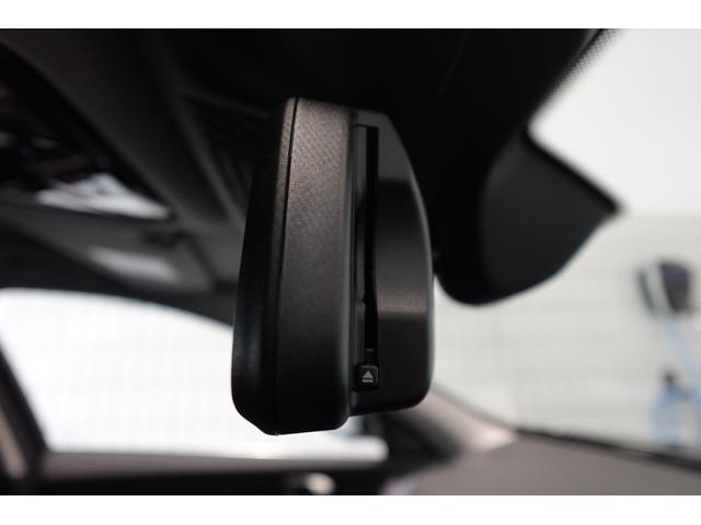 １シリーズ １２０ｄ　元デモカー　ハイラインパッケージ　テクノロジーパッケージ　エコニアバイカラーシート　ｈａｒｍａｎ／ｋａｒｄｏｎスピーカー　全方位カメラ　ワイヤレスチャージング　ヘッドアップディスプレイ　認定中古車（59枚目）