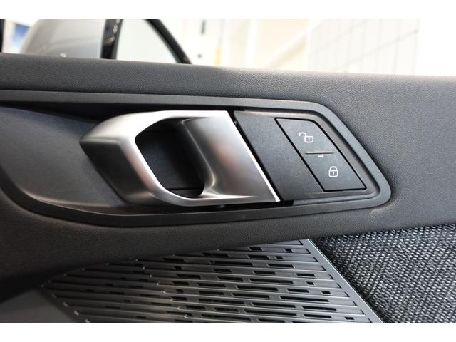 １シリーズ １２０ｄ　元デモカー　テクノロジーパッケージ　全方位カメラ　ヘッドアップディスプレイ　ワイヤレスチャージング　シートヒーター　ブラインドスポットモニター　電動リアゲート　アダプティブヘッドライト　認定中古車（32枚目）