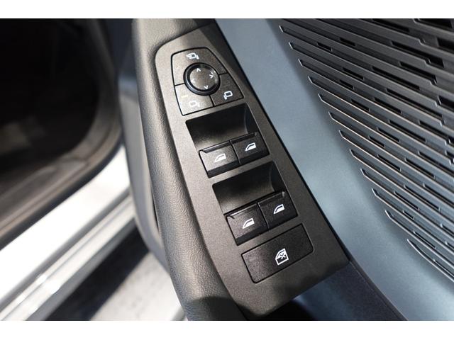 １シリーズ １２０ｄ　元デモカー　テクノロジーパッケージ　全方位カメラ　ヘッドアップディスプレイ　ワイヤレスチャージング　シートヒーター　ブラインドスポットモニター　電動リアゲート　アダプティブヘッドライト　認定中古車（33枚目）
